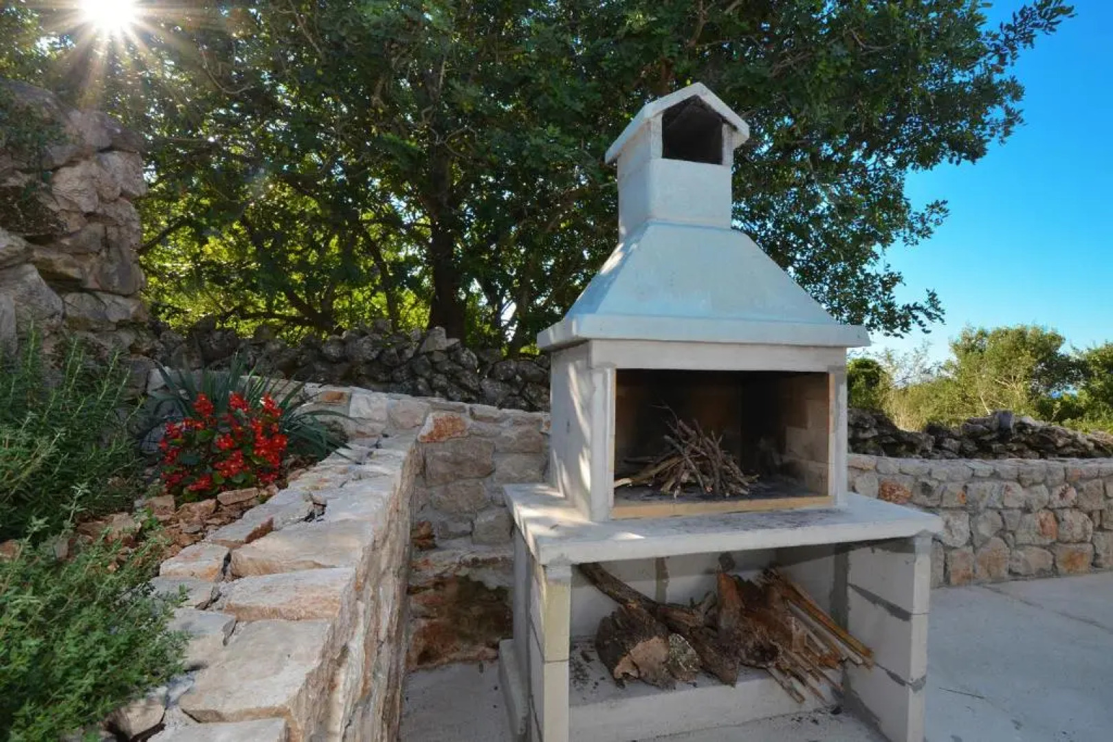 Holiday Home Paradiso