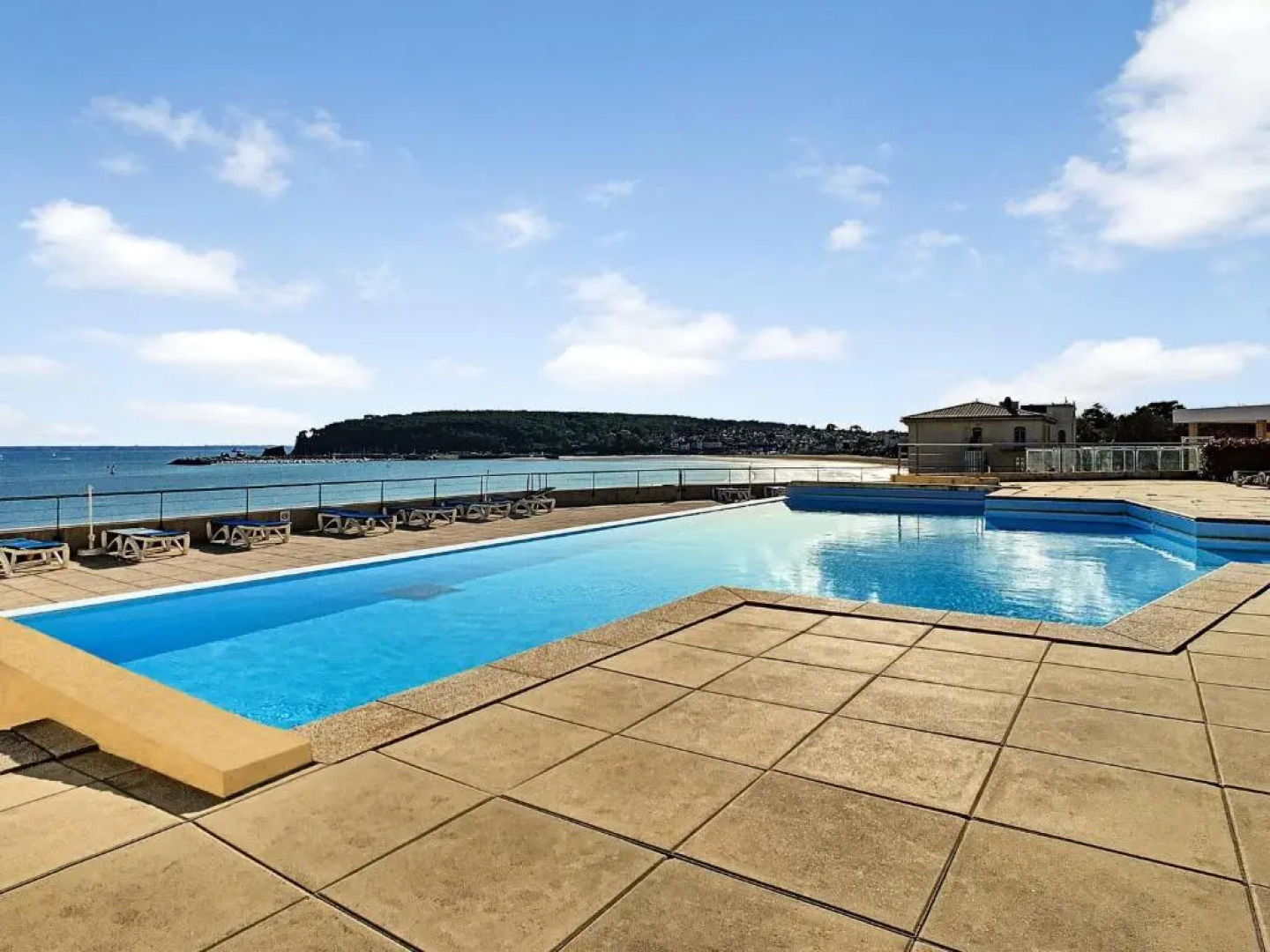 Appartement Crozon, 2 Pièces, 3 Personnes - Fr-1-370-41