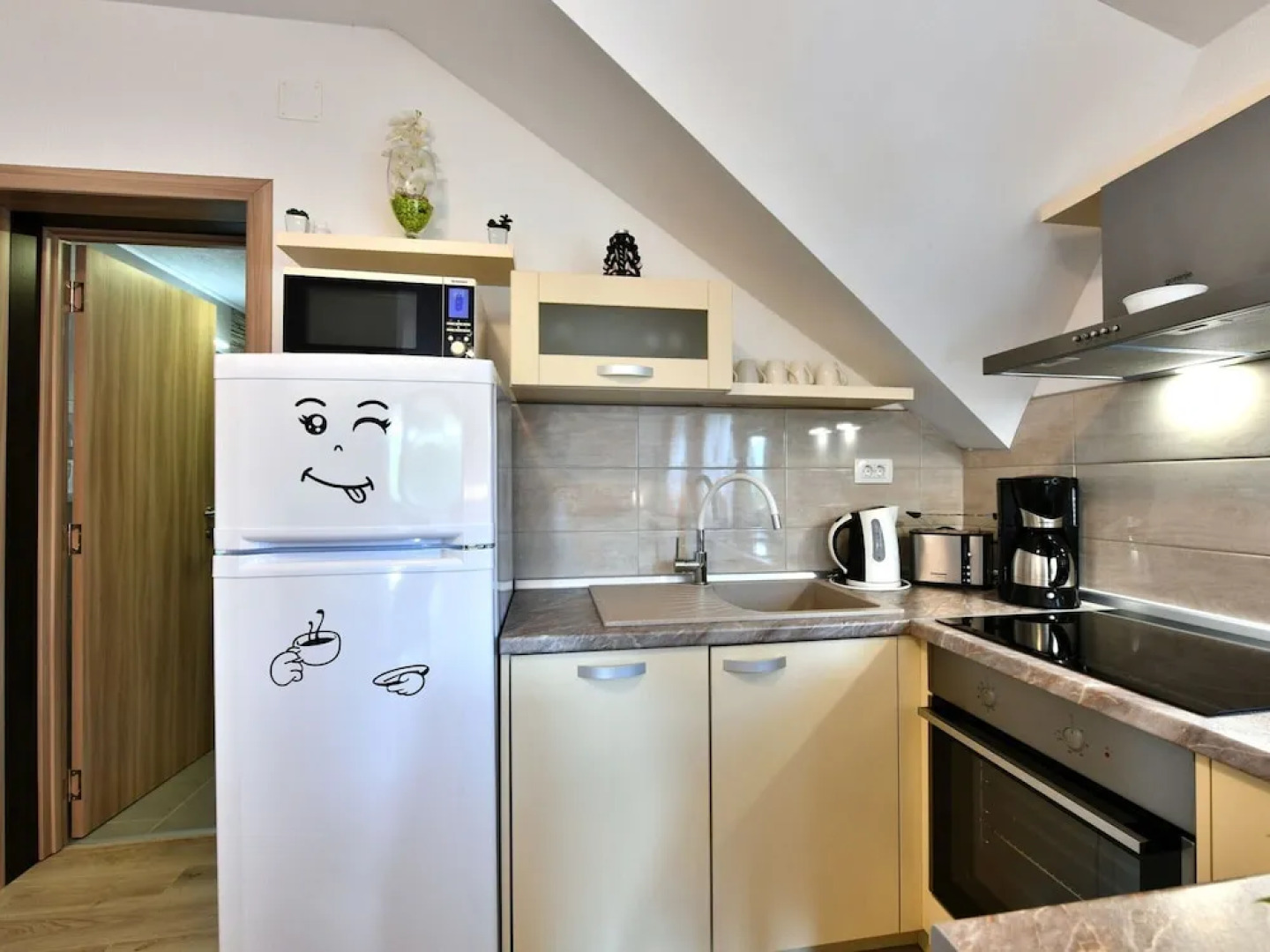 Boutique Apartment in Selište Drežnićko with Garden