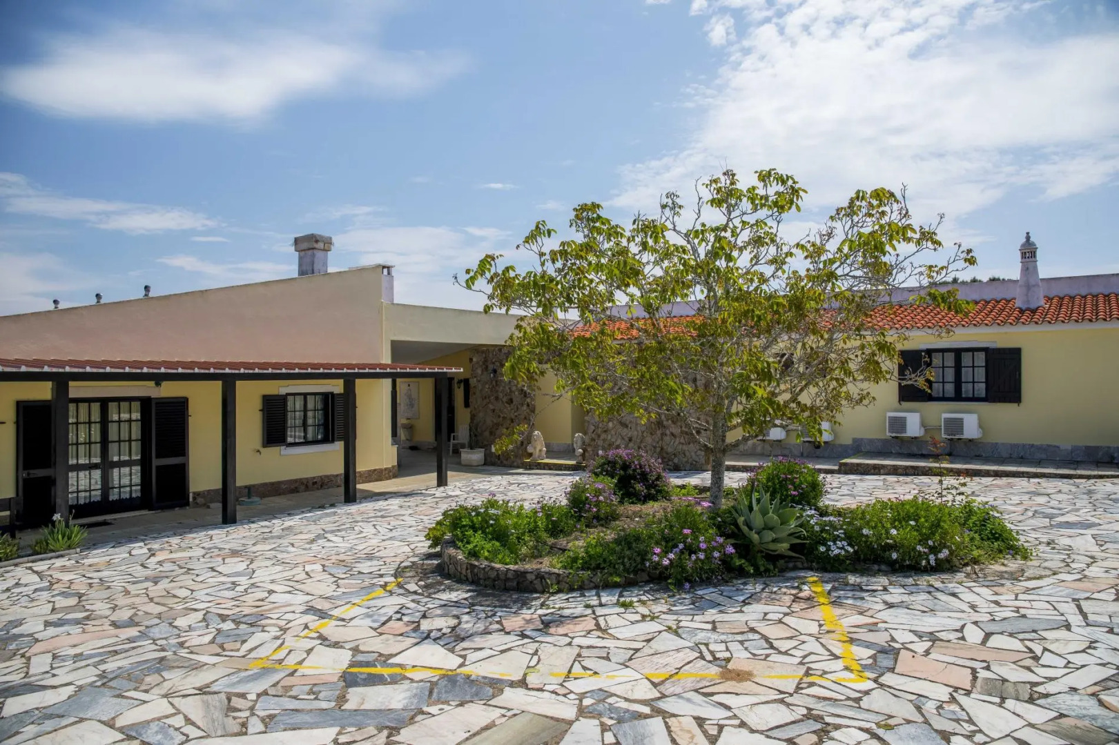 E - Countryside Guesthouse - 2 bed Apartment by DreamAlgarve