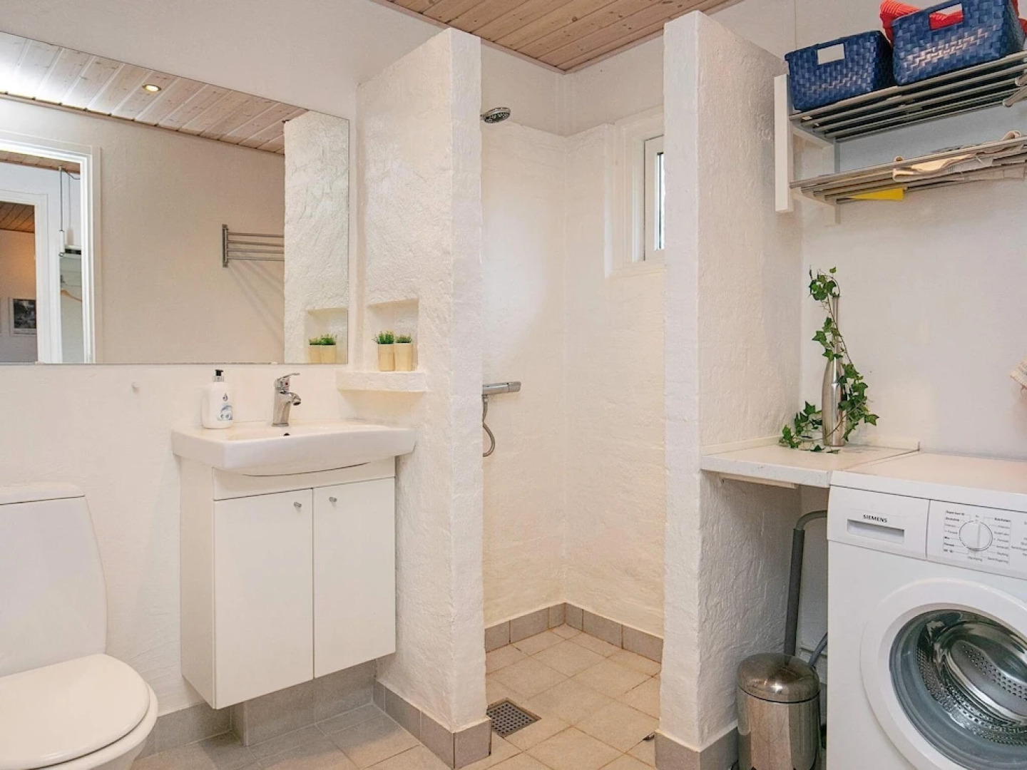 6 Person Holiday Home in Brovst