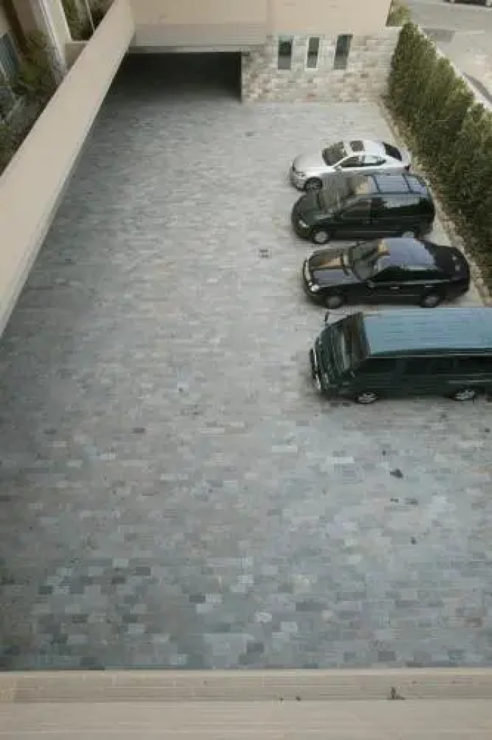 Royal Garden Business Motel - Huwei