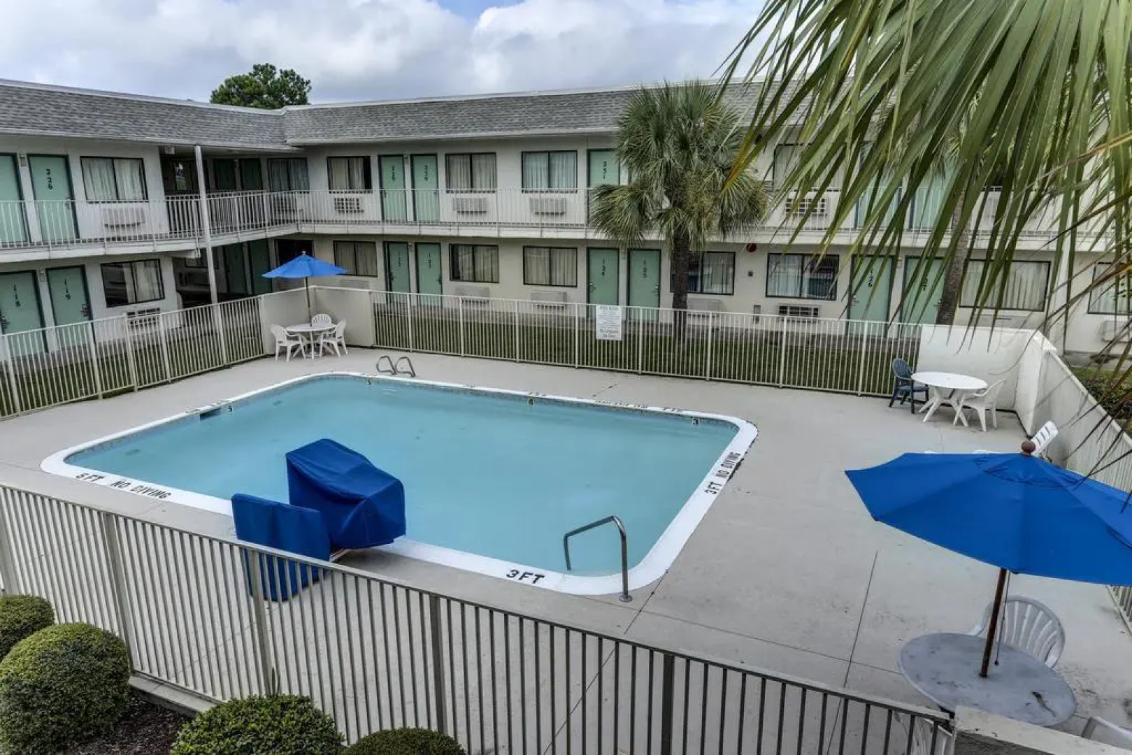 Rodeway Inn and Suites Lake Charles