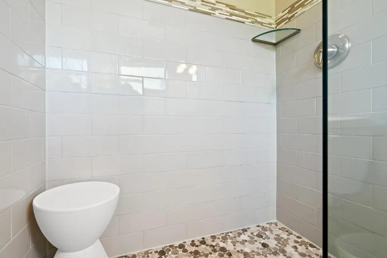 Walk 2 Beach 'Salt & Sea Sanctuary' Private Heated Pool