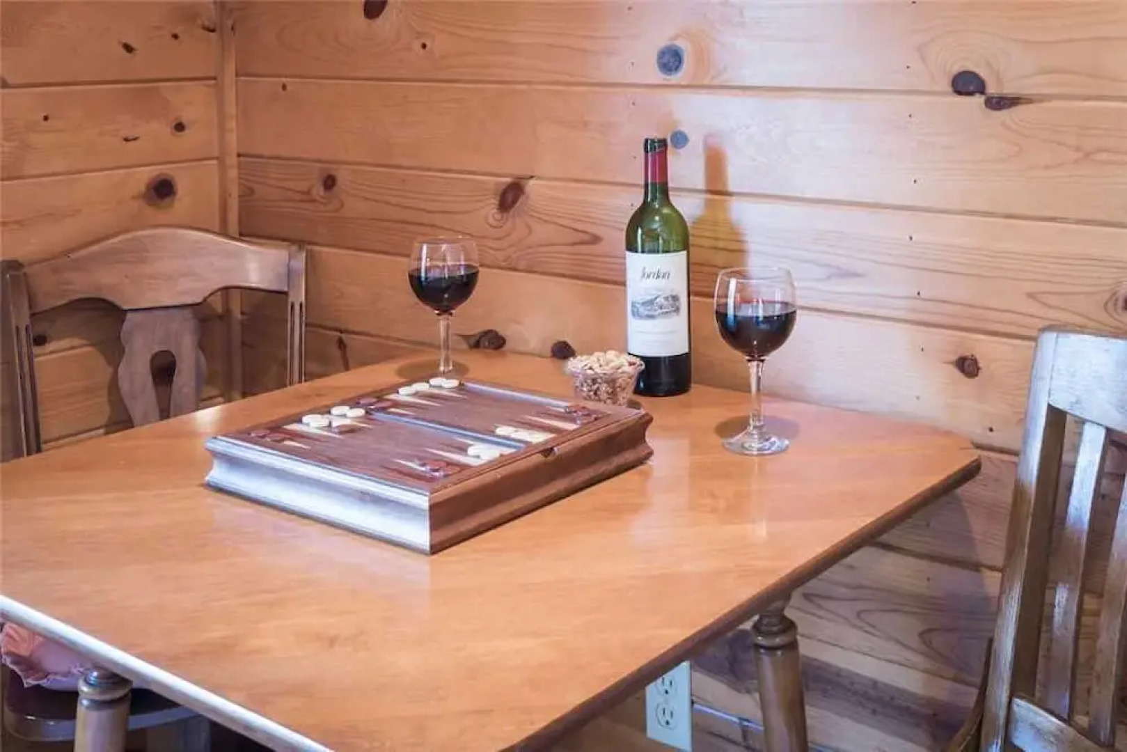 Moose Manor - Three Bedroom Cabin