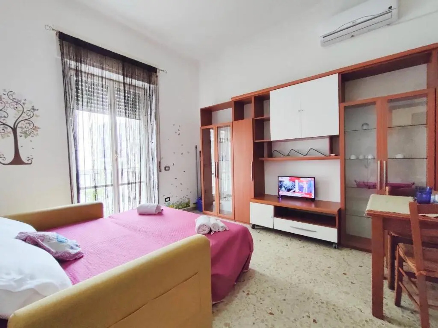 HOME Fusaro - 500 m dalla stazione treno - Affitti Brevi Napoli