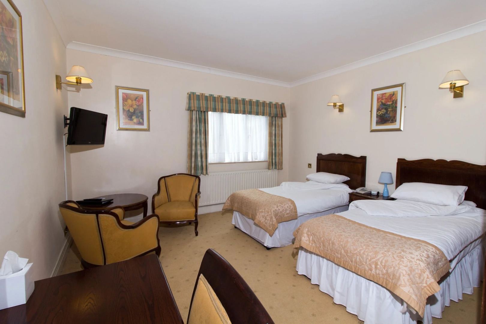 The Hadlow Manor Hotel