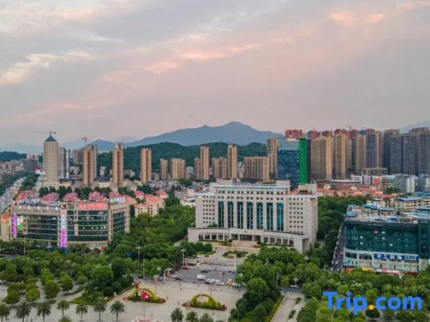 Xiongsen Holiday Villa