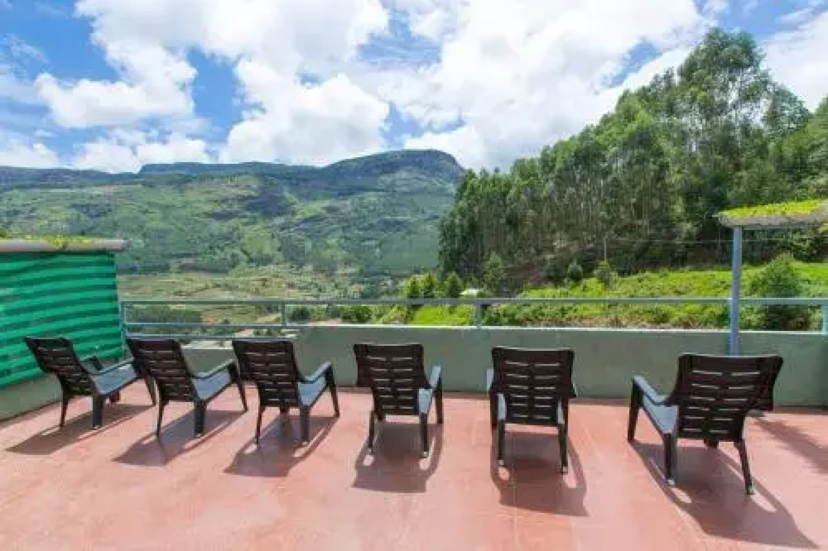 Mountain Hut Resorts