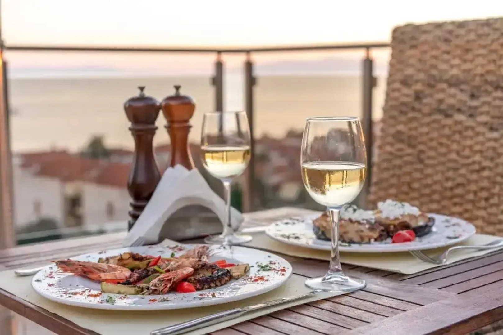 Greek Pride Cronwell Rahoni