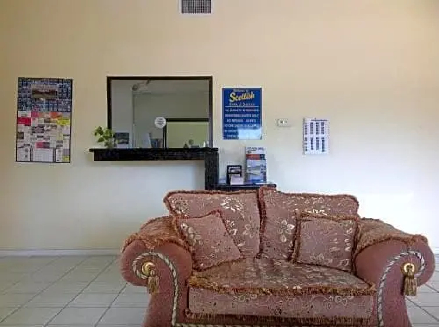 Scottish Inn and Suites