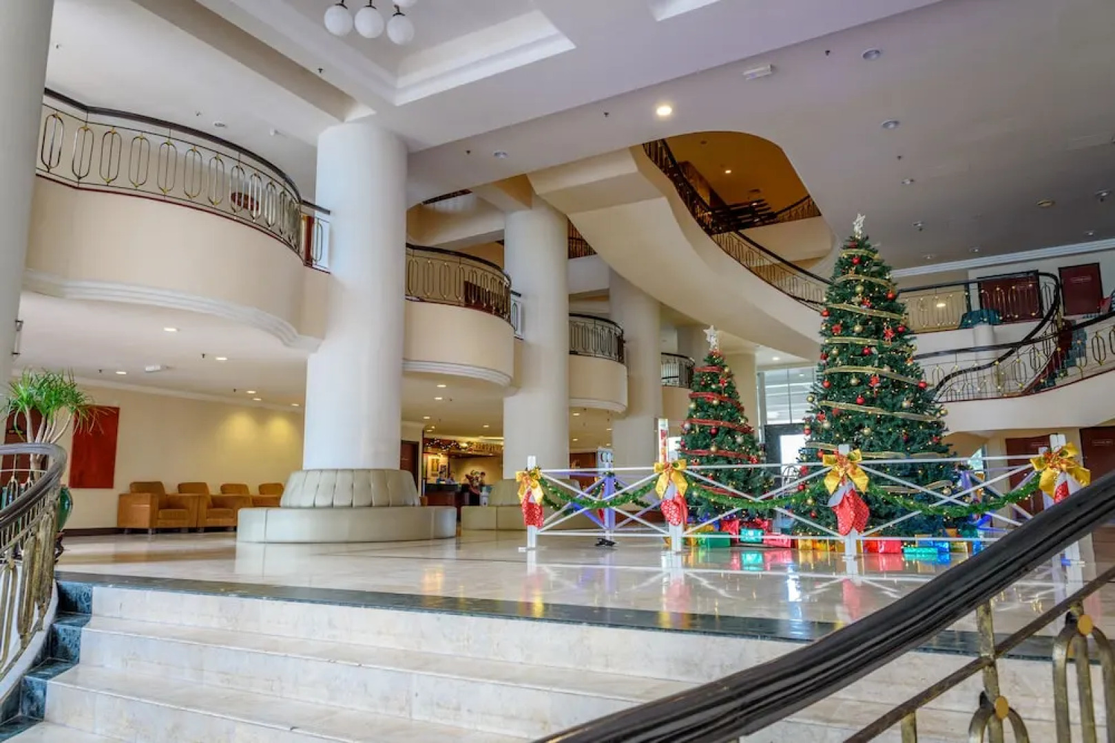 H Beach Suite at Rainbow Paradise Beach Resort