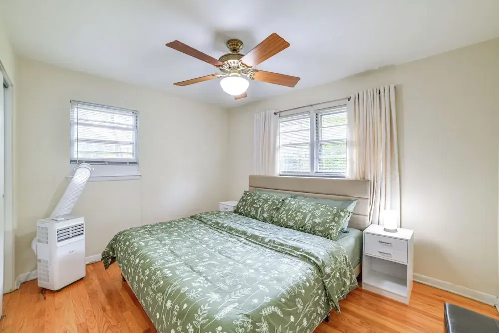 New York Abode: 2 Mi to Binghamton University!