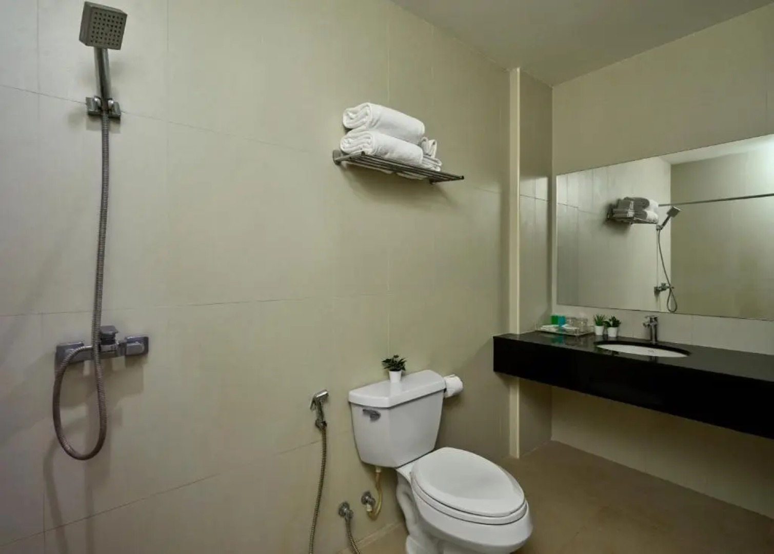 Nai Yang Beach Resort & Spa