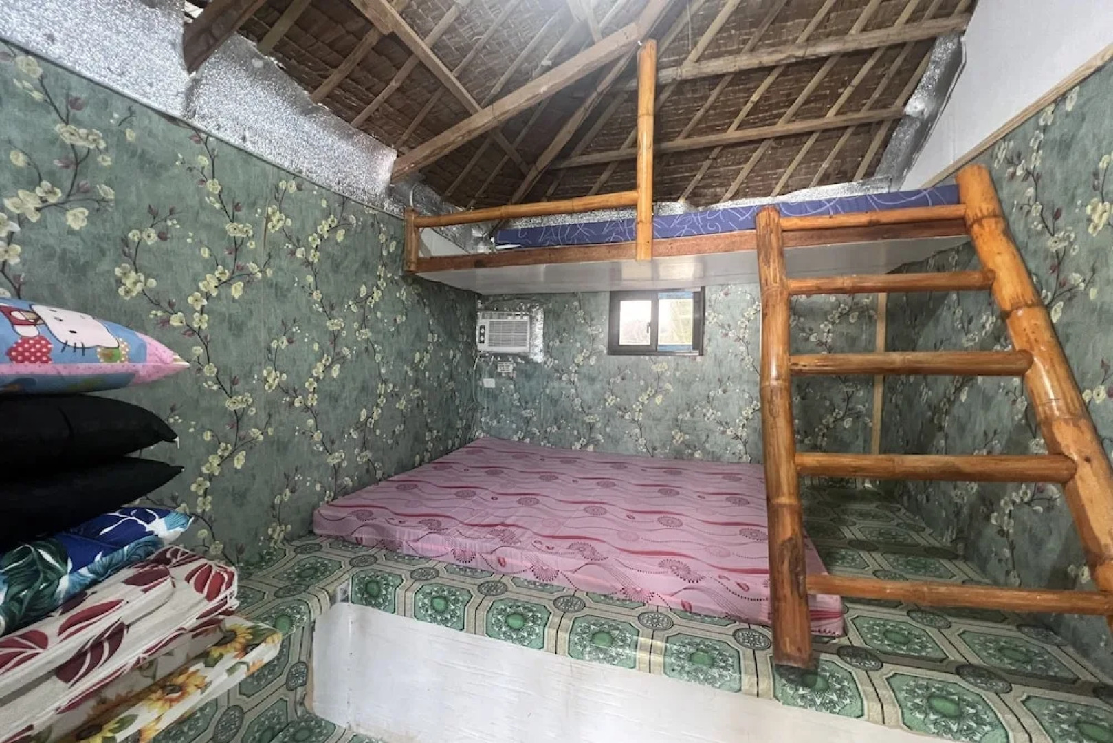 Lover'S Point Beach Front Resort