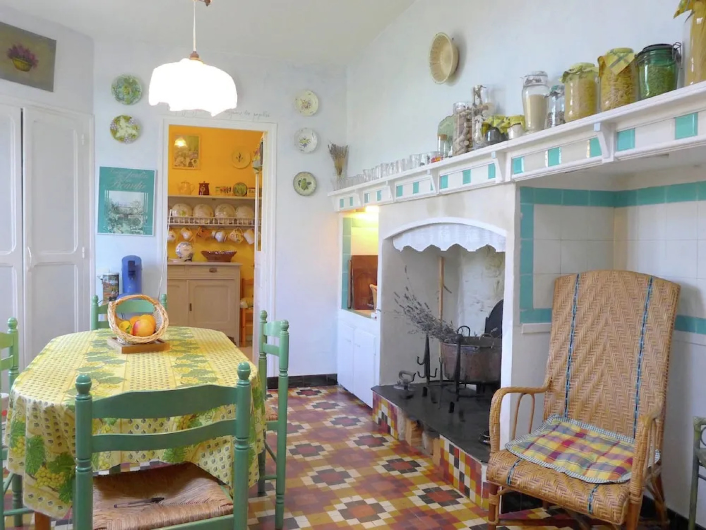 Lovely Holiday Home in Sainte-Valiere with Swimming Pool