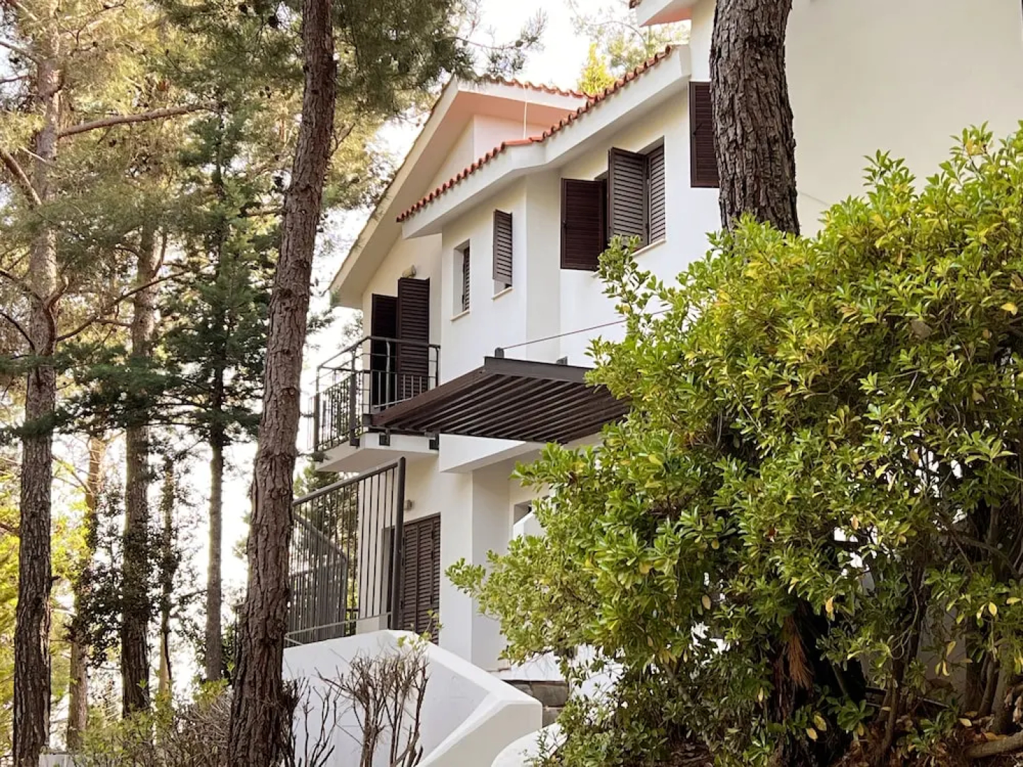 Poed Residences