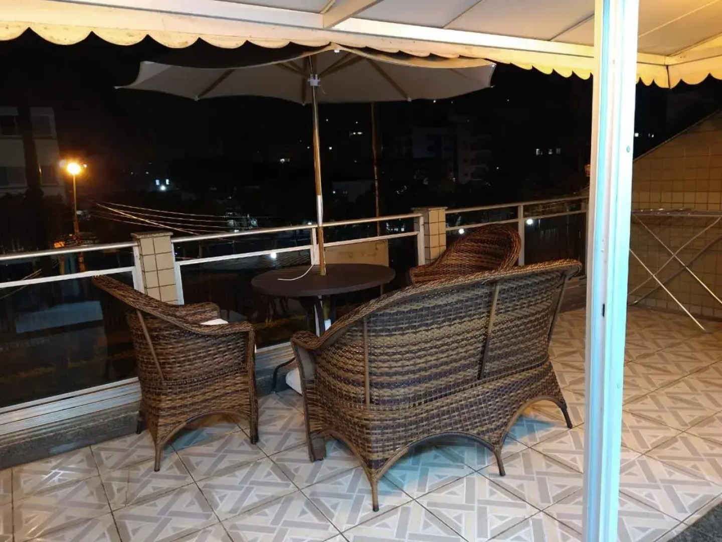 Cobertura em Caiobá-Matinhos-Pr 2 quadras do mar