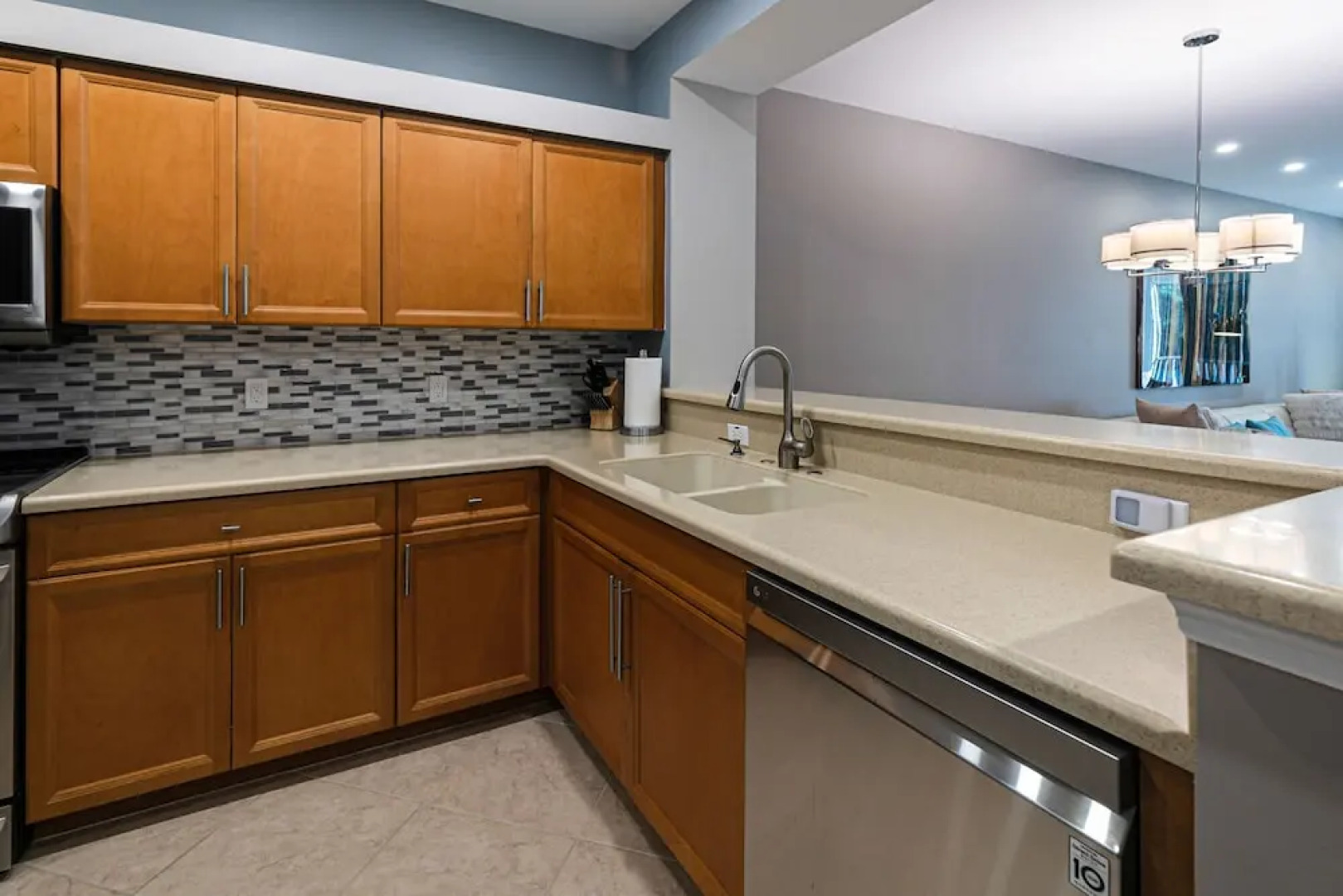 Gulf Reflections # 204 - 11021 Gulf Reflections Dr by Coastal Vacation Properties