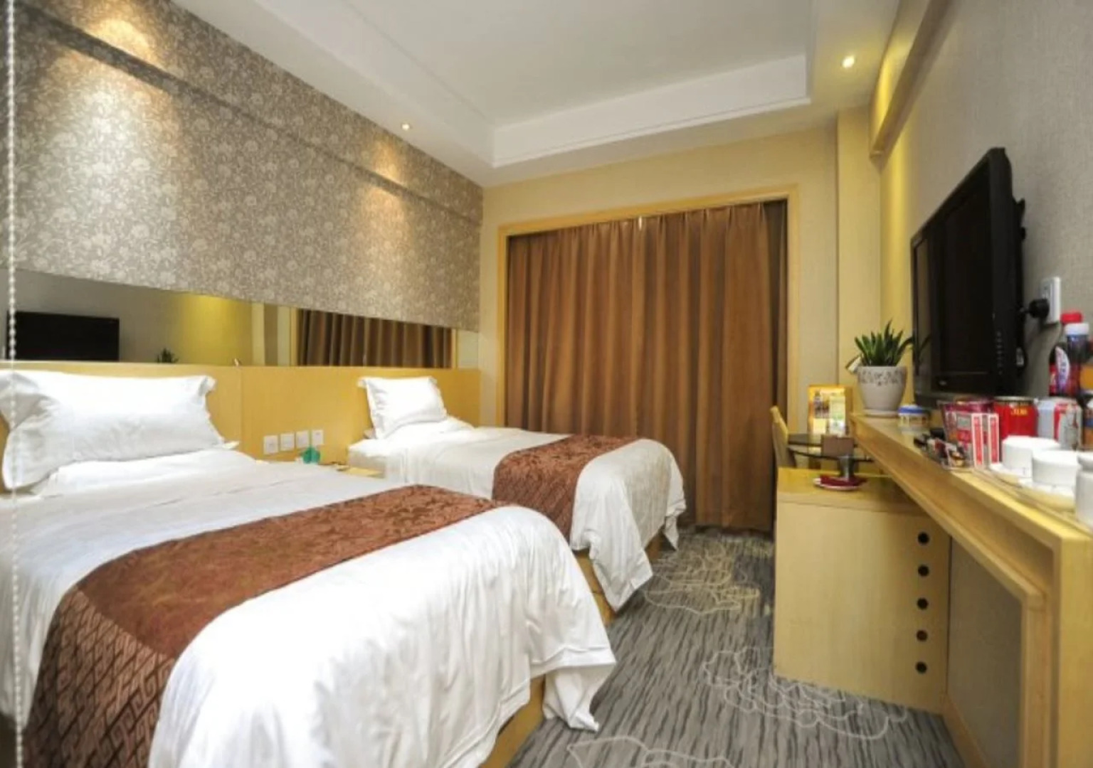 Kunming Spring City Garden Tianhong Hotel