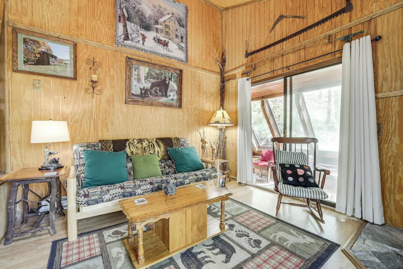 Creekside Cabin w/ Deck & Grill in Whittier!