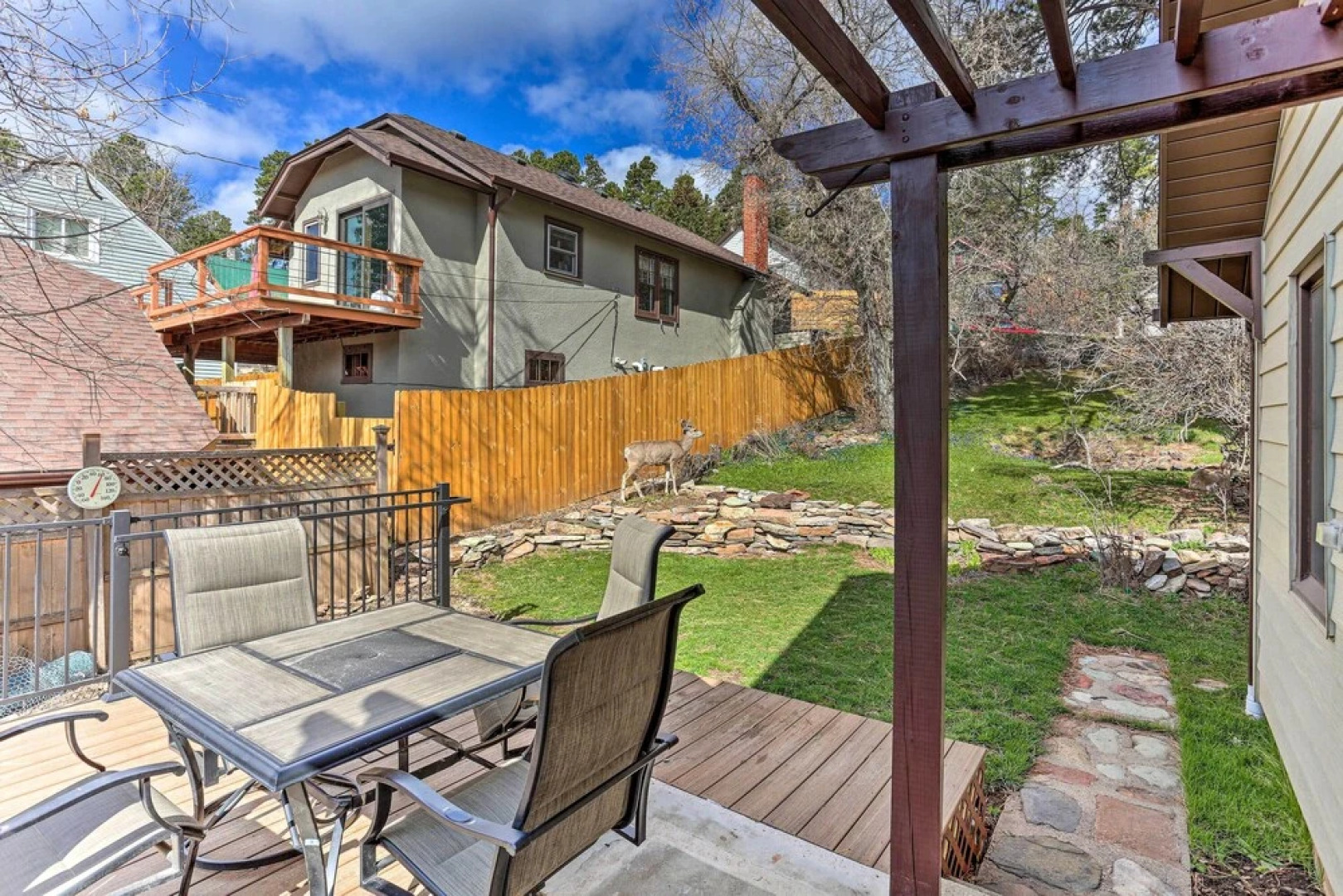 Dog-friendly SD Retreat ~ 4 Mi to Deadwood!
