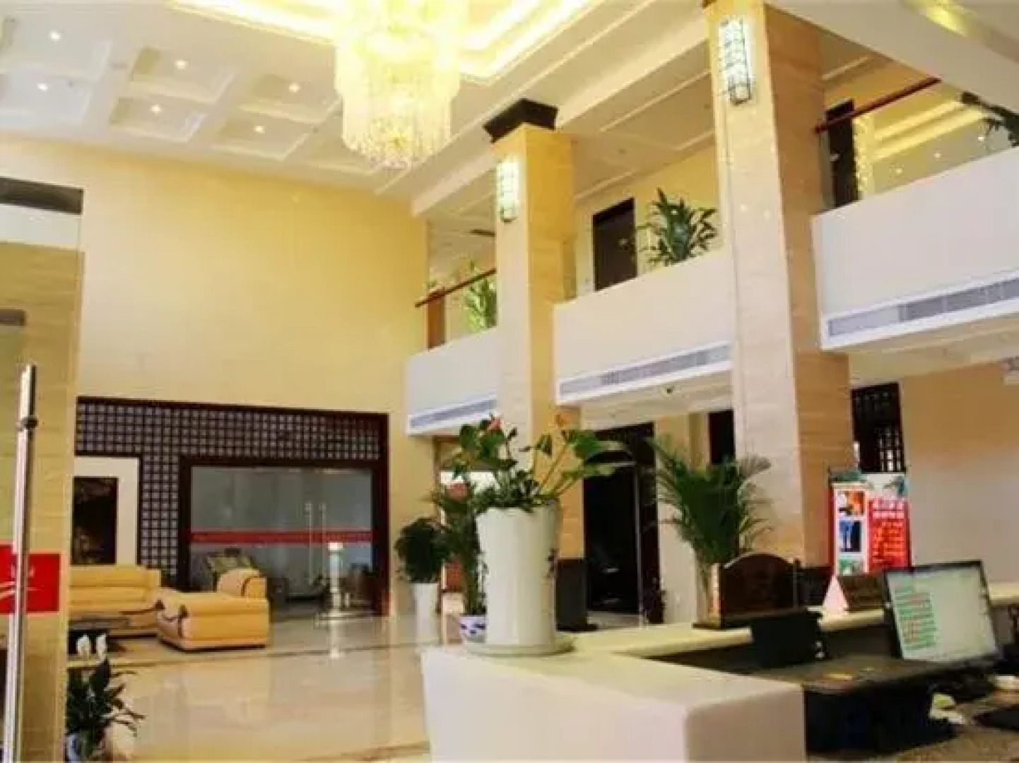 Lichuan Longchuan Hotel