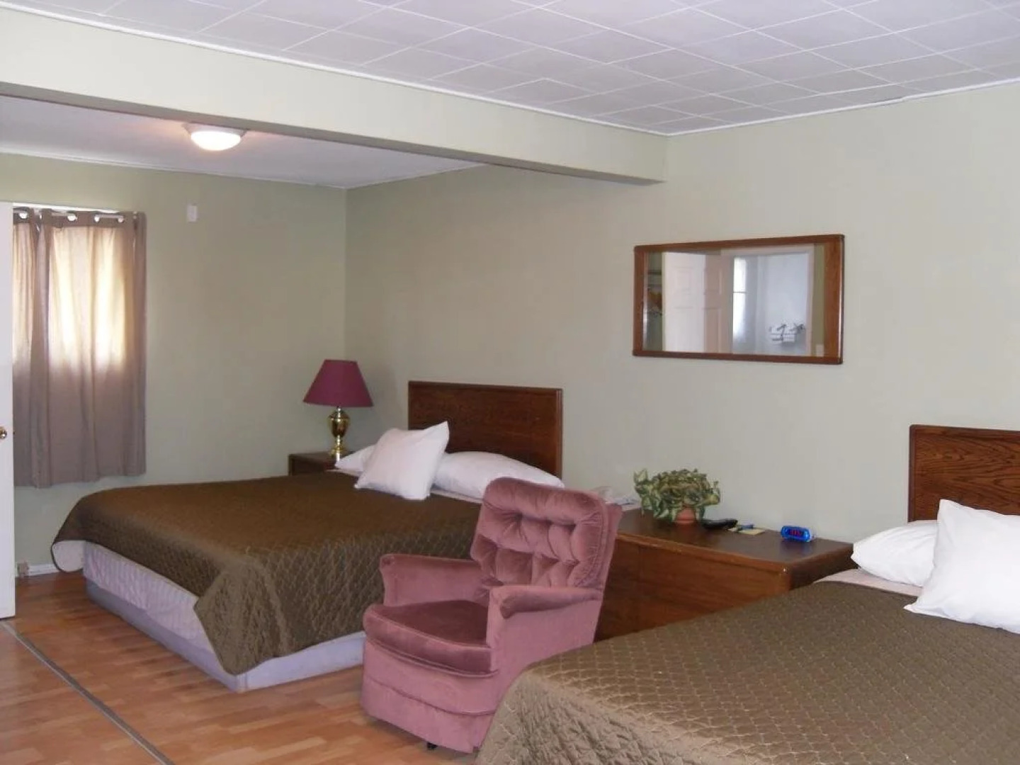Hotel Bethel - Fort MacLeod, AB
