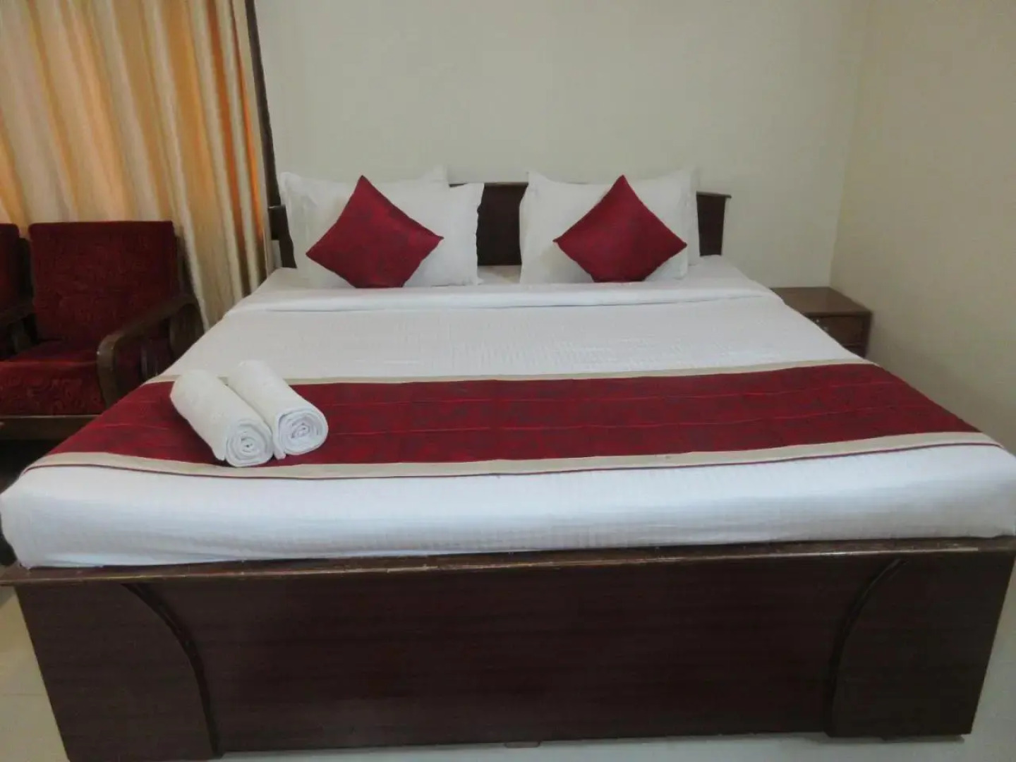KSTDC Hotel Mayura Velapuri Belur