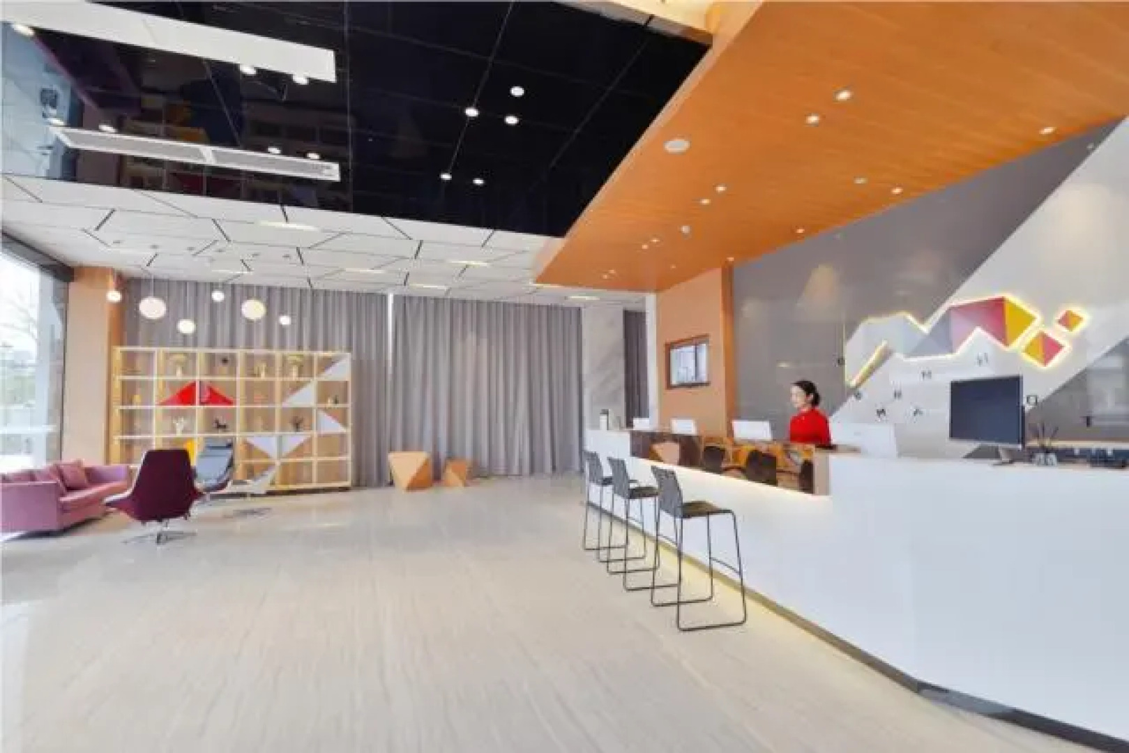 Borrman Hotel Maoming High-speed Railway Station