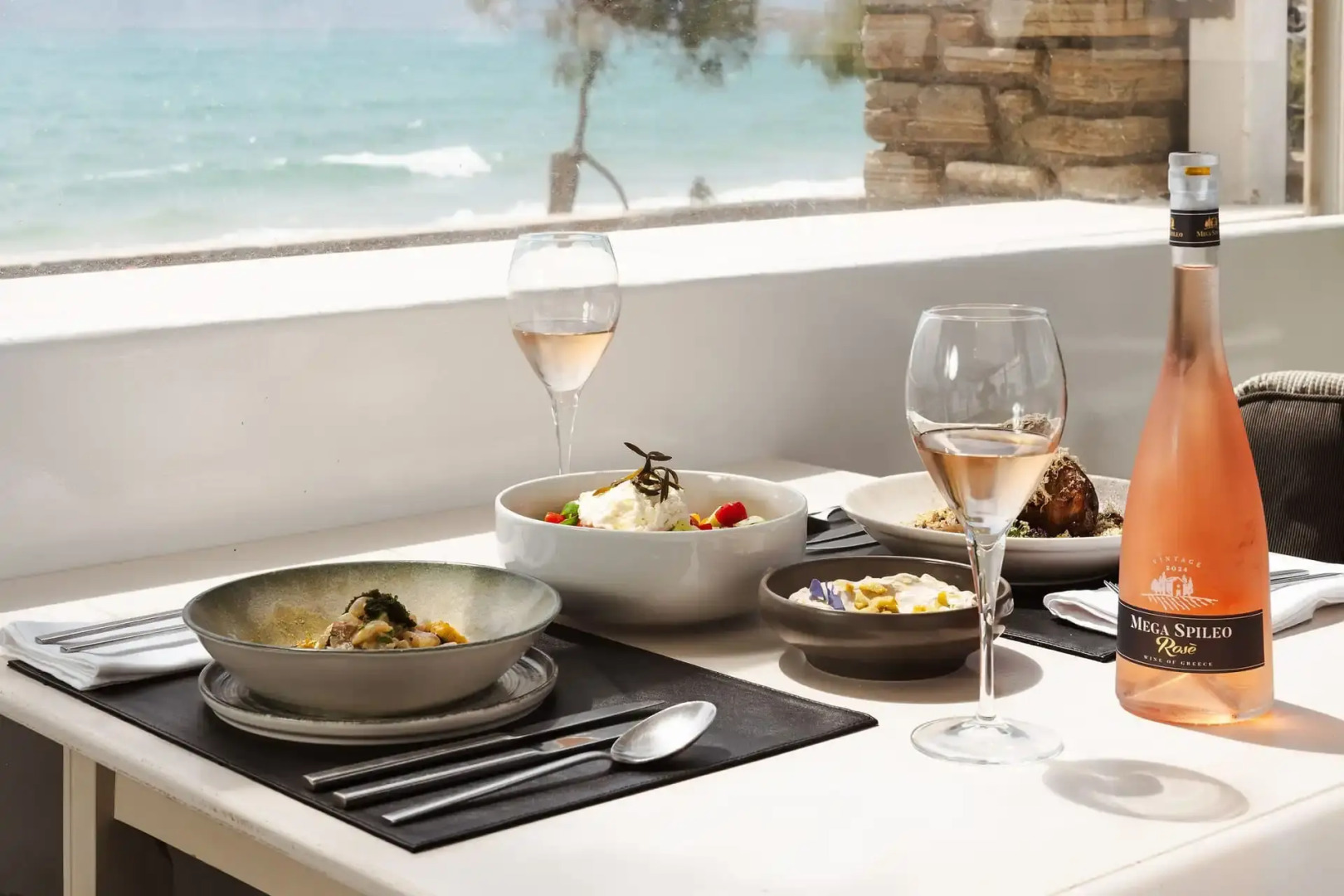 Liana Beach Hotel & Spa