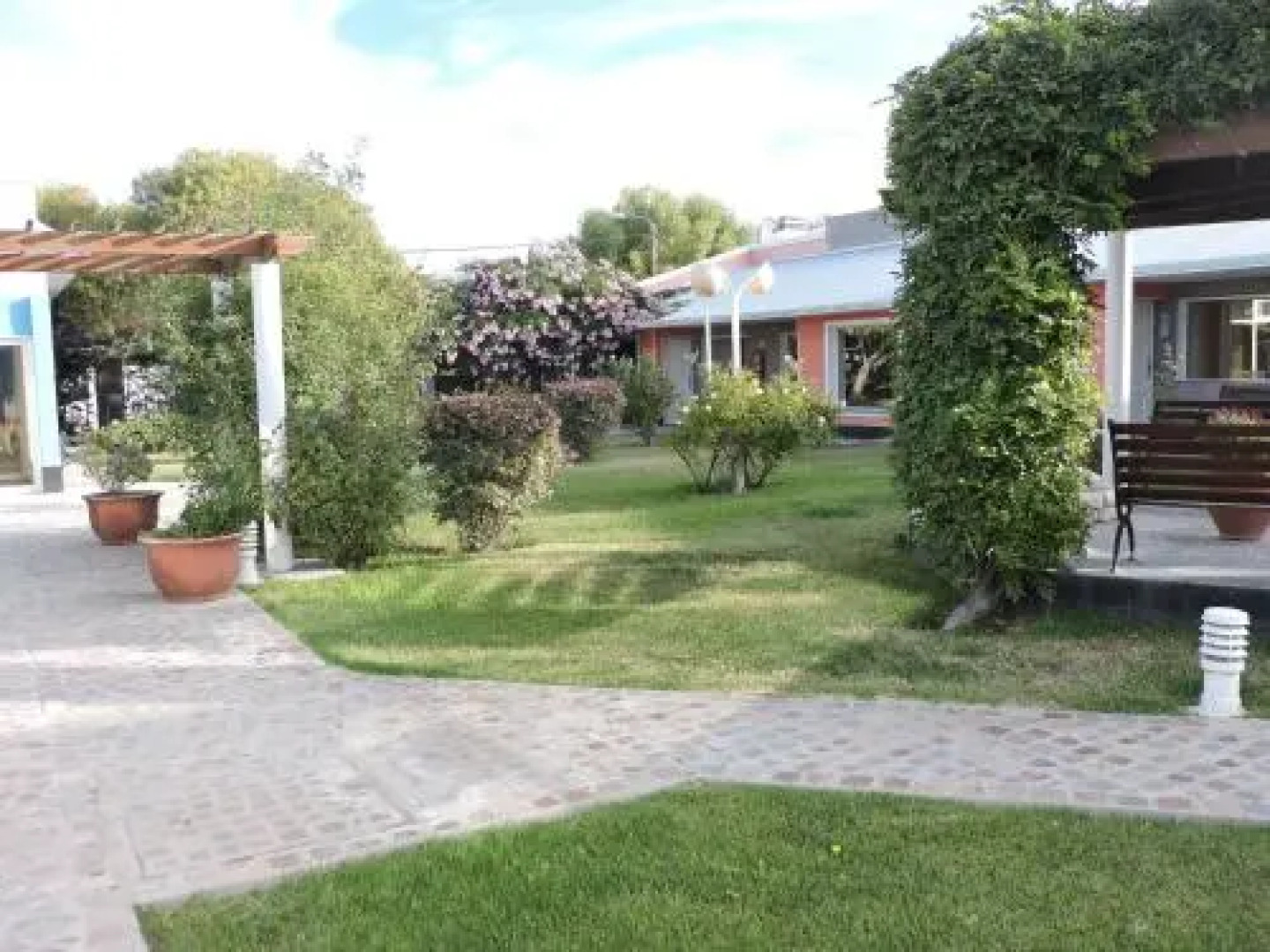 Los Aromos Apart Spa