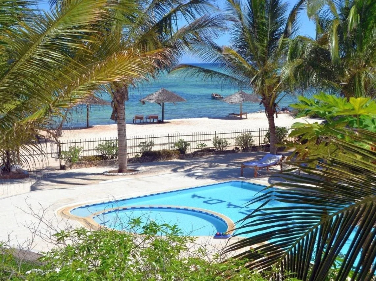 Nest Style Beach Hotel Zanzibar