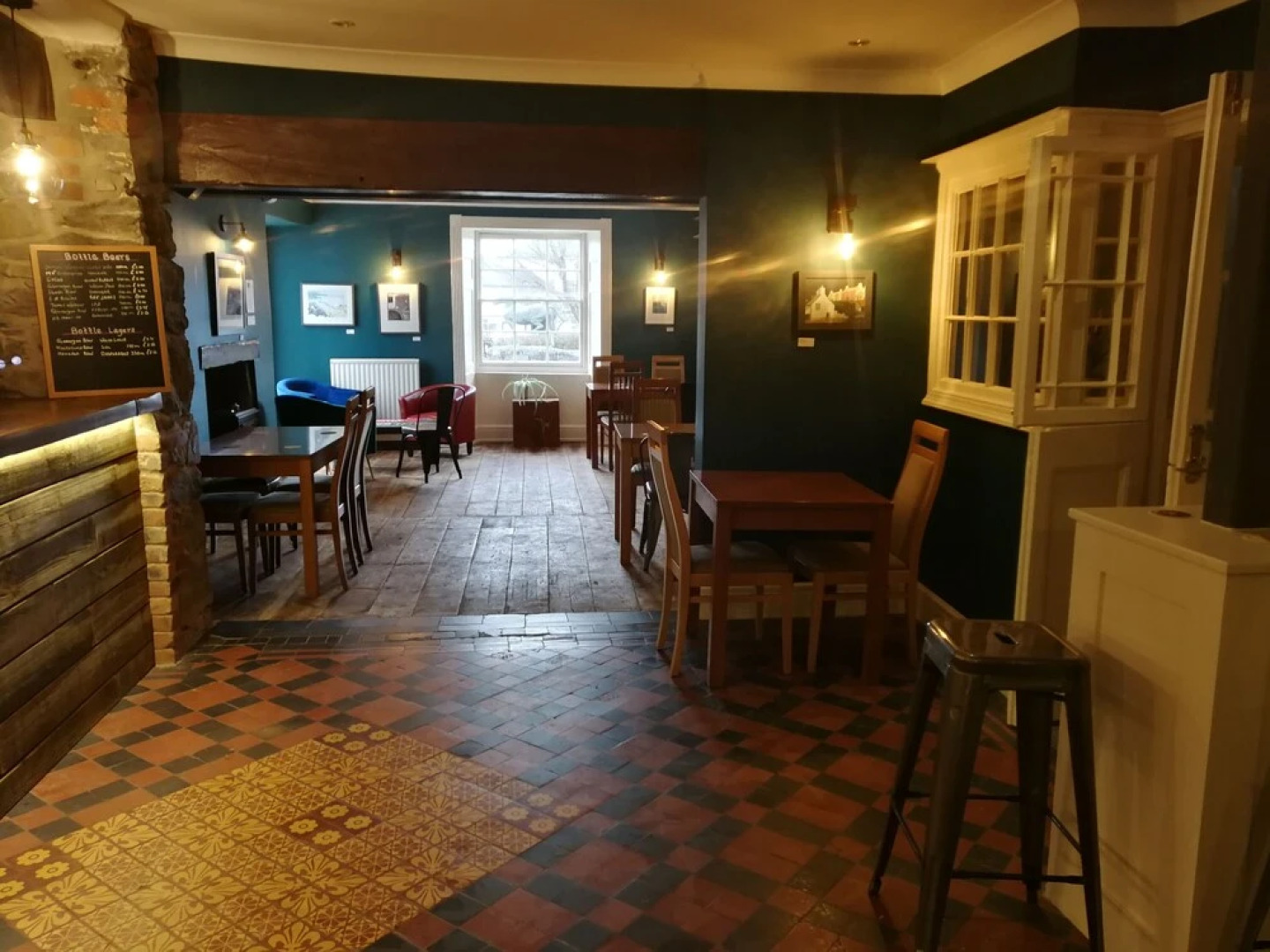 Feathers Hotel, Bar and Restaurant