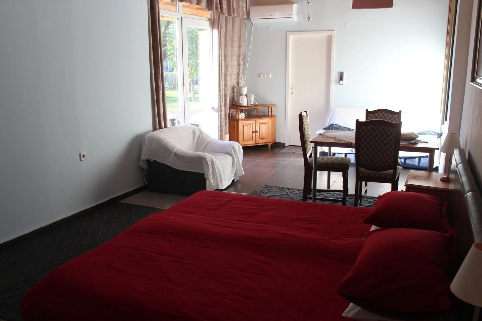 Galeria In The Garden