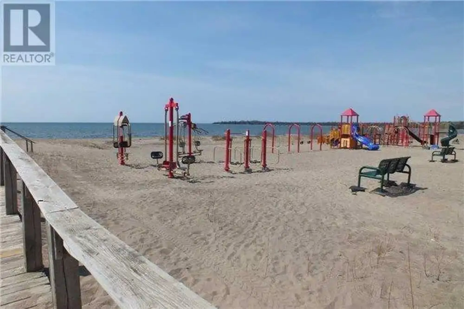 4 Bedroom Cottage On Manitoulin Island - Next to Sandy Beach!