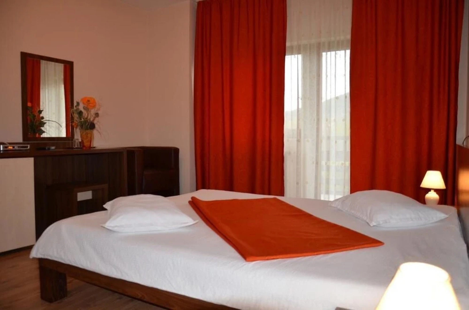 Pensiunea Casa Blanca