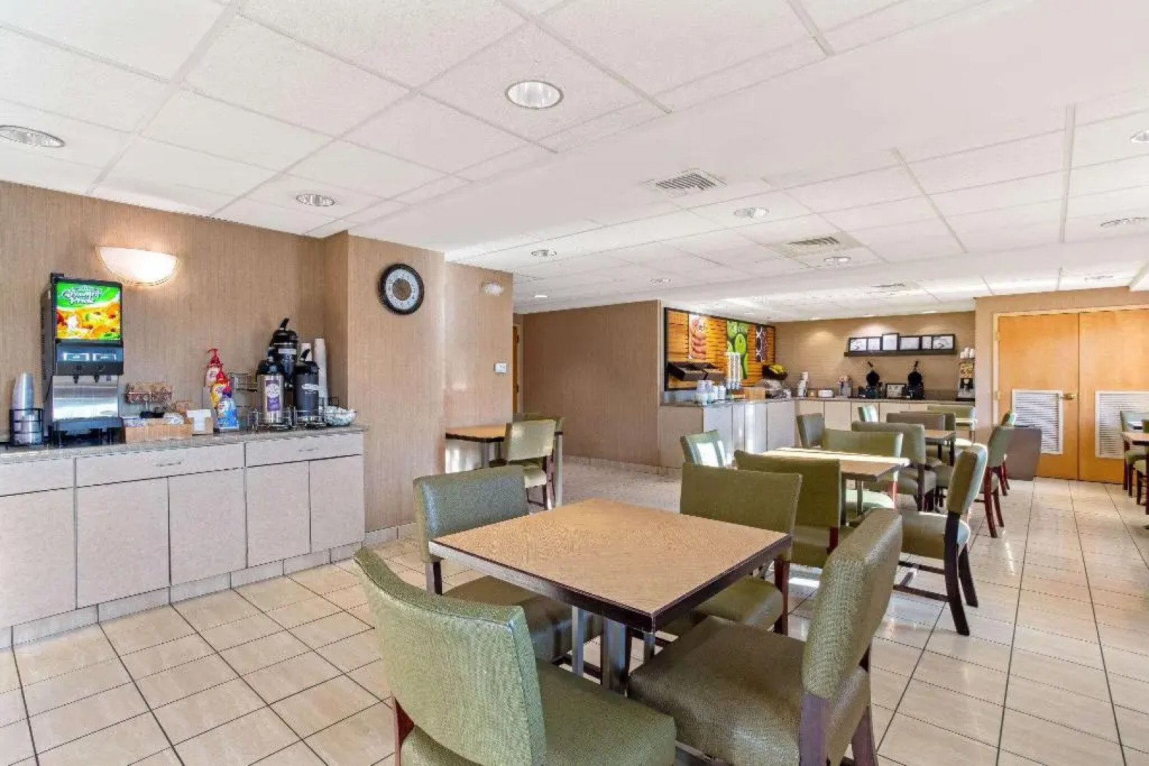 La Quinta Inn And Suites Boston-Somerville