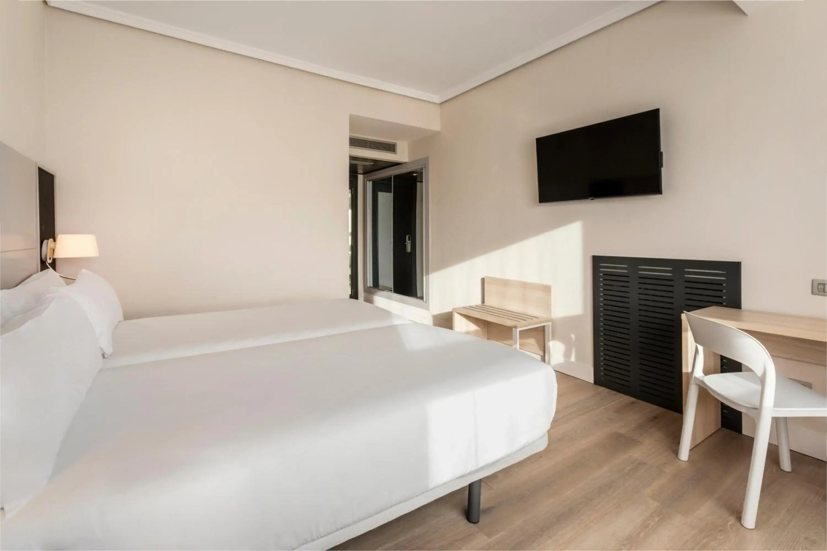 B&B HOTEL Vitoria General Álava