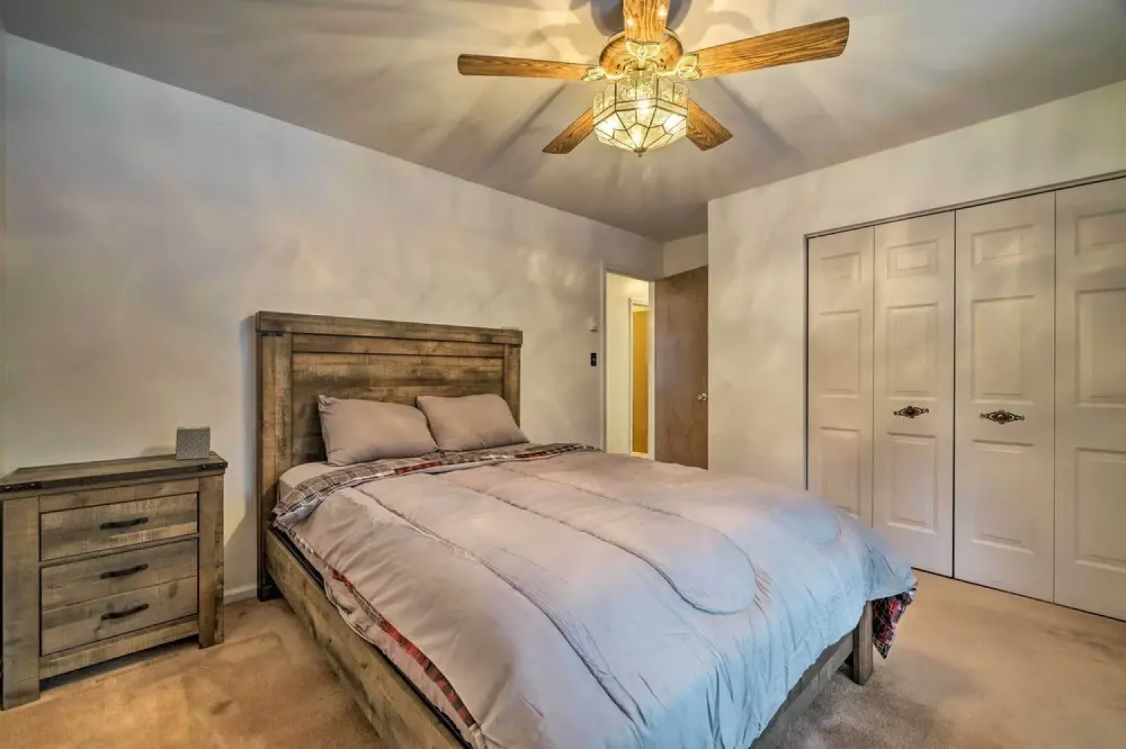 Pocono Pines Home ~ 10 Mi to Skiing & Hiking!