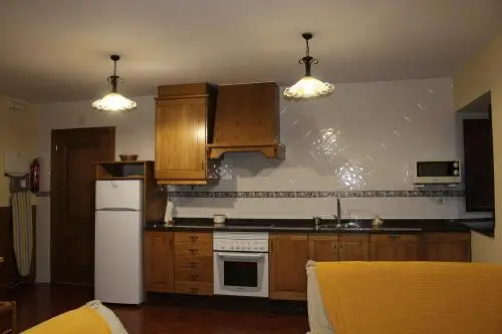 Apartamentos Casa Cerolleiro