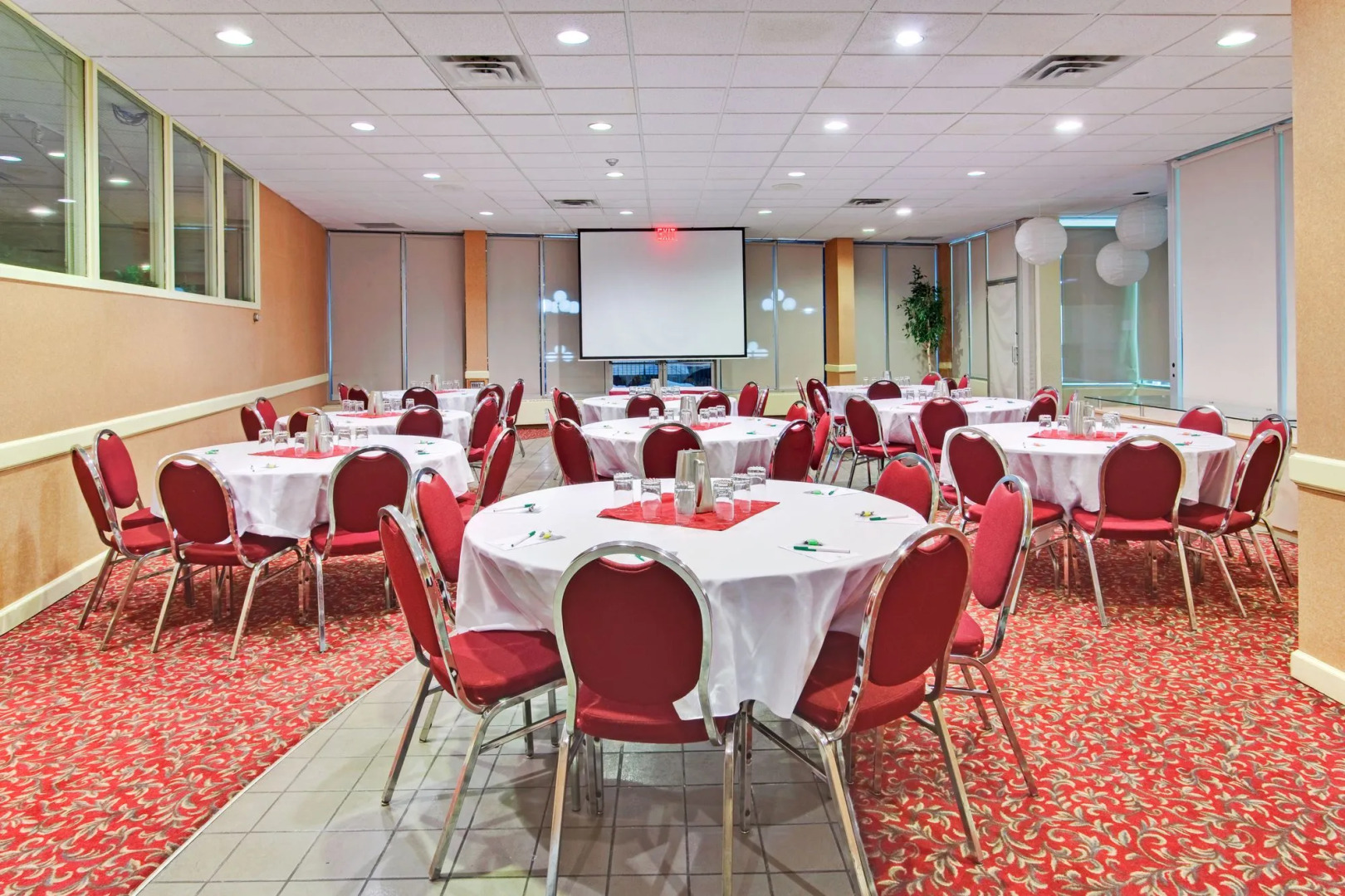 Holiday Inn Peterborough-Waterfront, ON by IHG