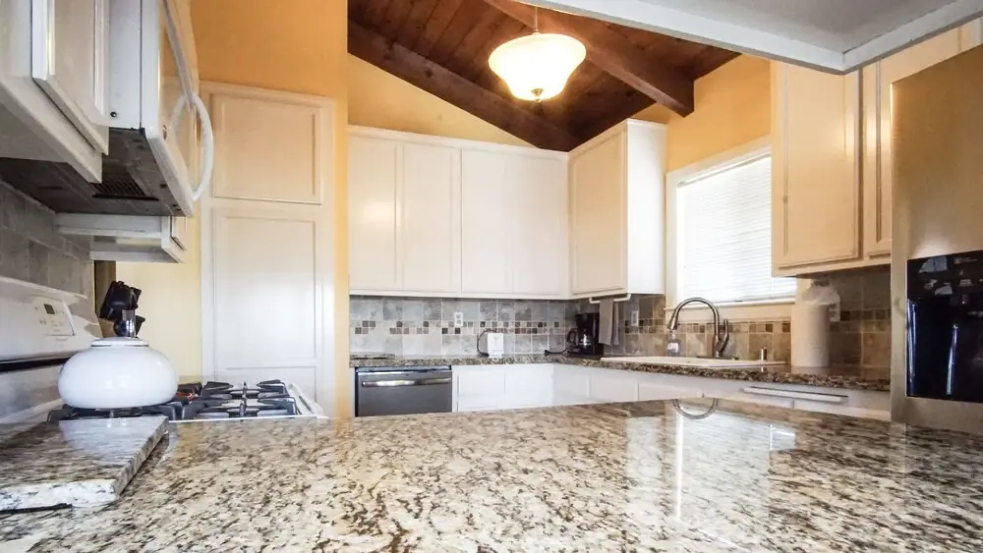 333 Juanita Avenue 3 Bedroom Home by RedAwning