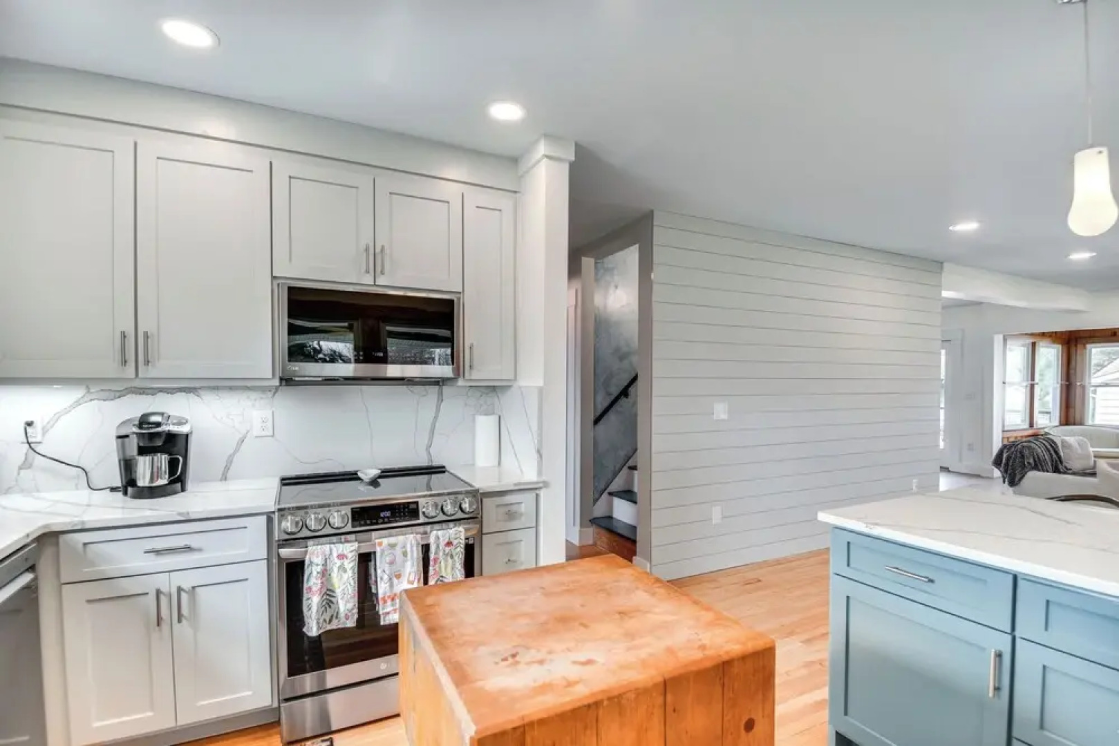 Virginia Retreat w/ Porch & Grill, Near Beaches!