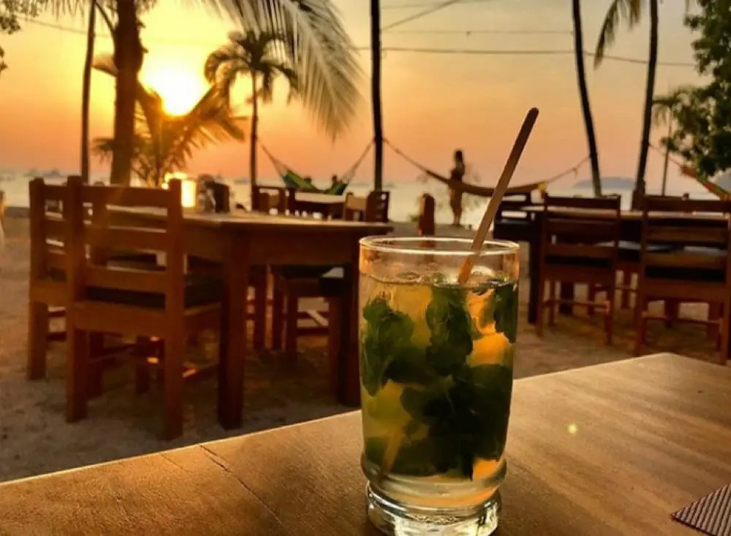 Café de Playa Beach Front Hotel