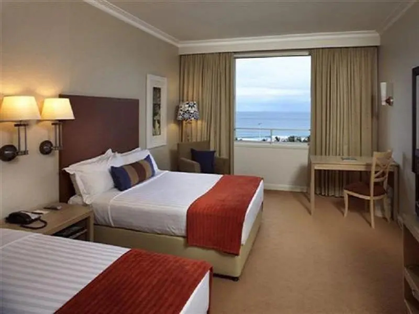 Southern Sun Northbeach Hotel