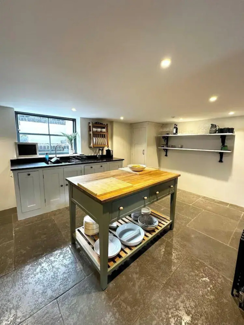 Luxury Leamington Spa House With 3 Bedrooms