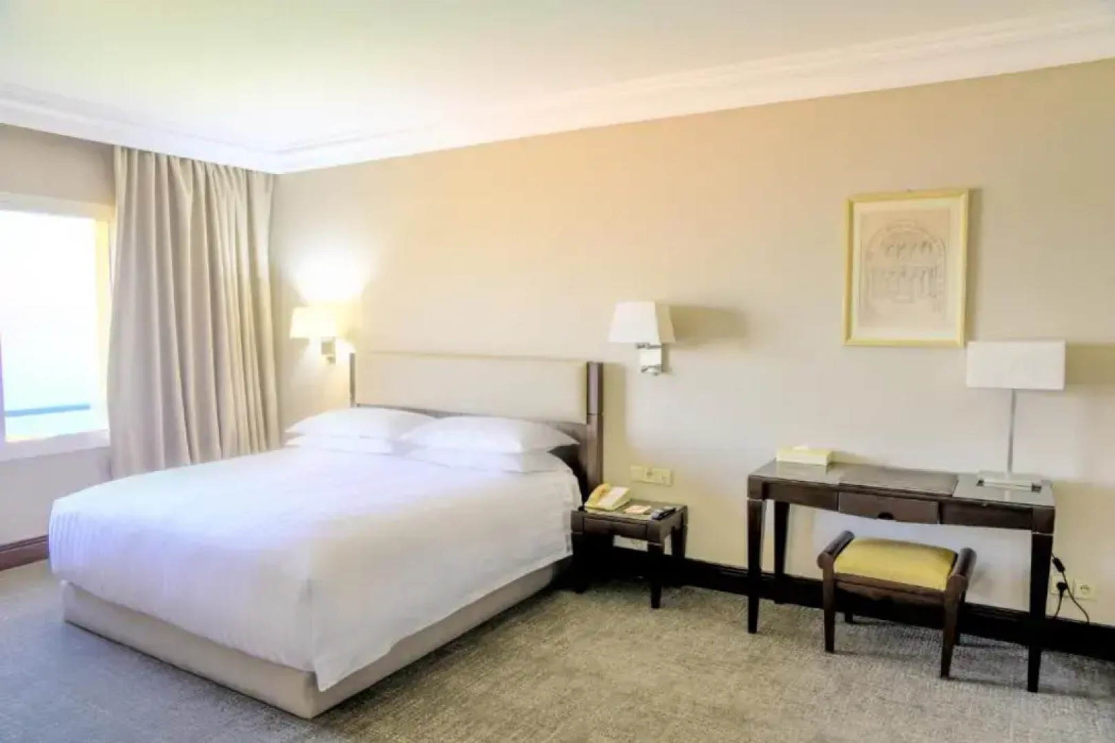 Portemilio Hotel And Resort