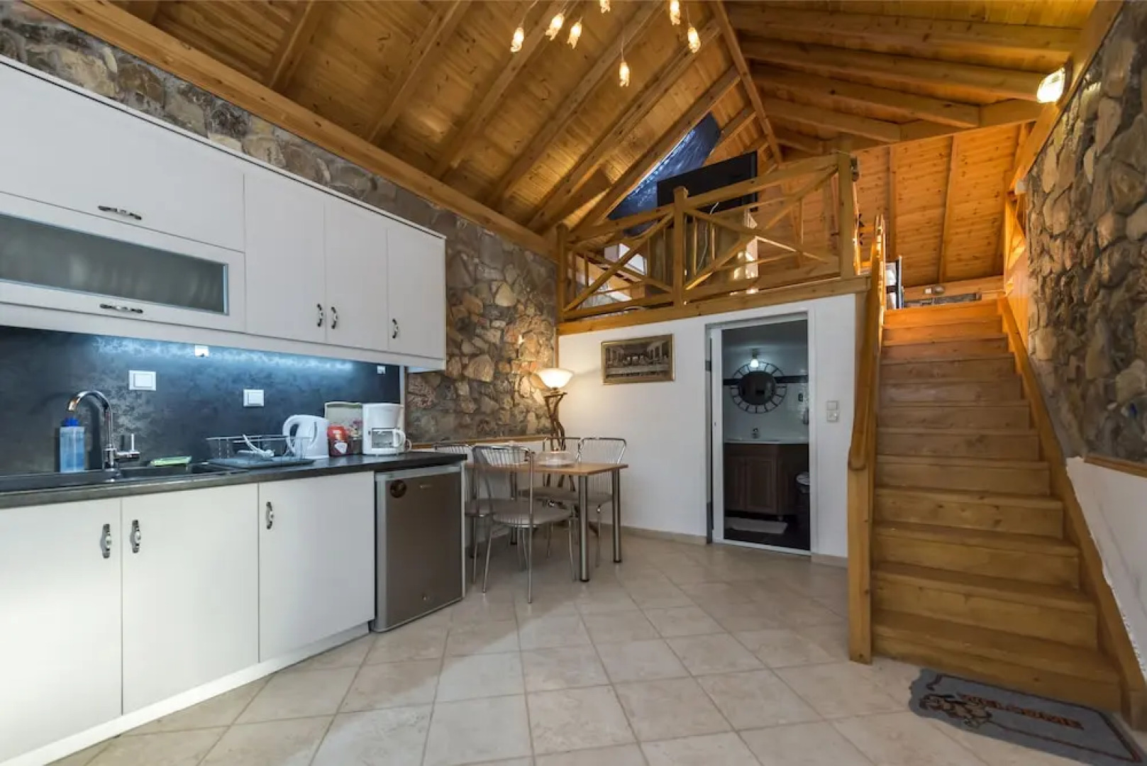 Home Love Stone House by the Pool Near the sea