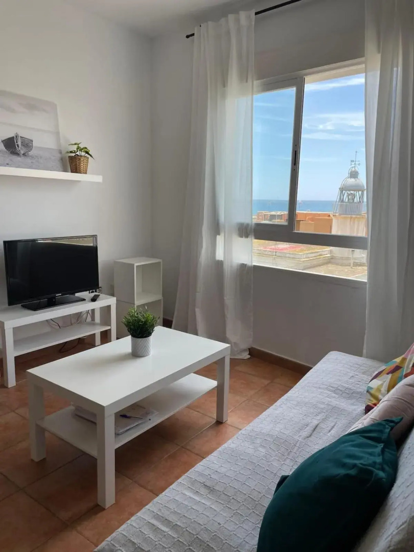 Apartamento y Piso frente al mar con vistas en Garrucha